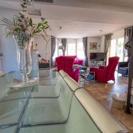 Carrer Pagell البير