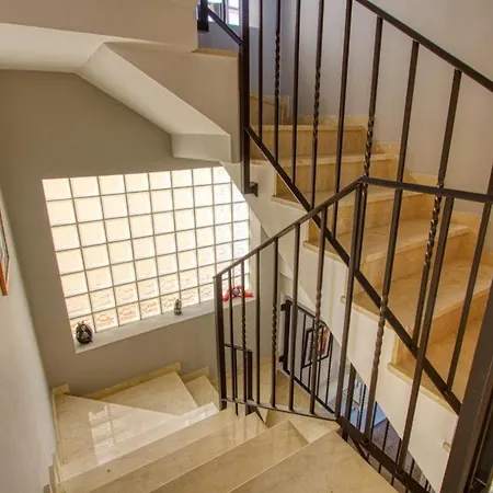 Carrer Pagell فيلة