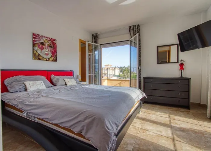 Carrer Pagell * Альбир