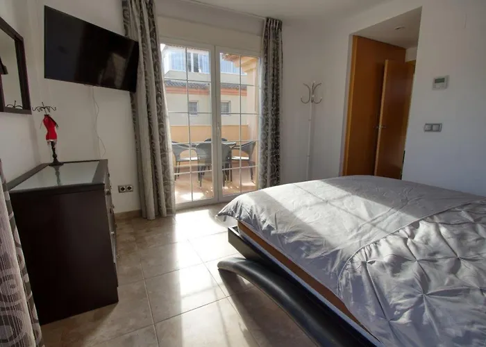 Carrer Pagell Альбир